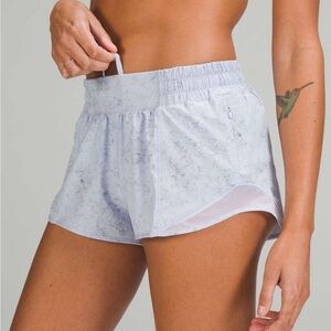 Lululemon High Rise 2.5” Hotty Hot Shorts - Gravel Dust Pastel Blue - Size 4